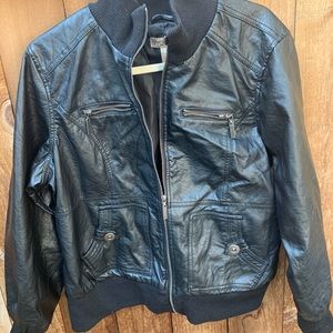 Jacket black leather-like